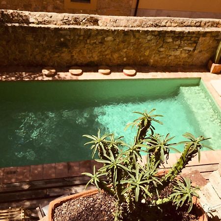 Bed and Breakfast Casa Migdia Sant Jordi Desvalls Exterior foto